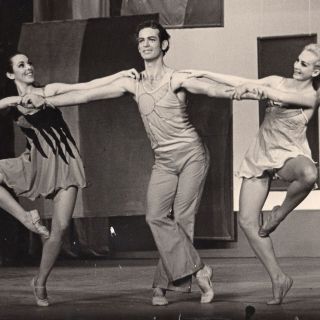 Desley Hammond, Peter Lucas & Laurel Eastment in 'Danse Jeune'