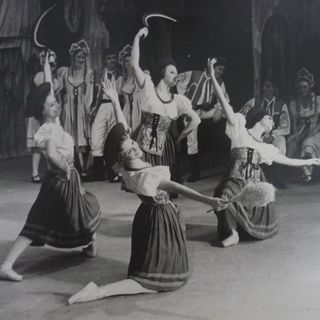 'Coppelia' dancers