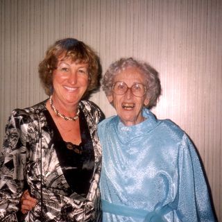 Rhoda Taffs and Phyllis Danaher. Courtesy QPAC Museum