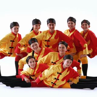 Aladdin's Chinese Acrobats.